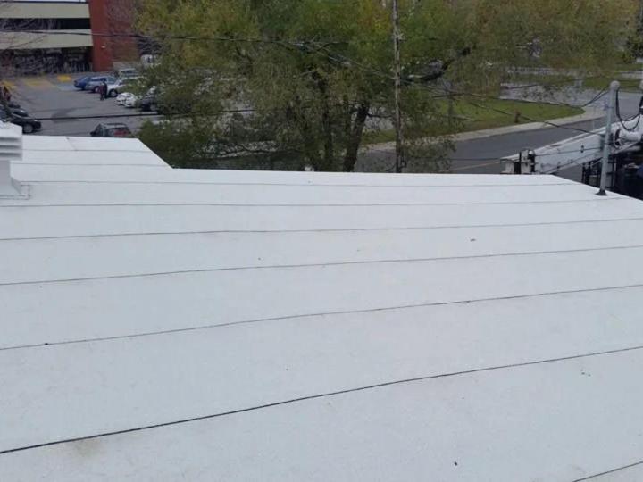 Roof Maintenance Montreal